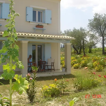 Agroturismo Aroggia Farm *