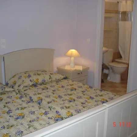 Lantgård Aroggia Farm Xanthátai