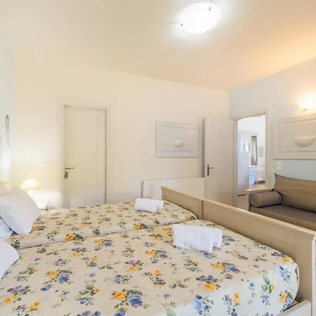 Aroggia Farm Farm stay